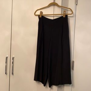 Black 100% silk pleated culottes skirt